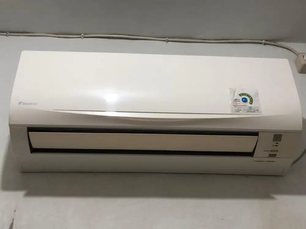 Ac Daikin 3/4 PK.