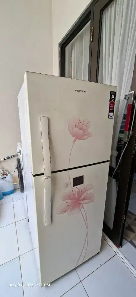 Kulkas Polytron belleza 2 pintu fungsi normal