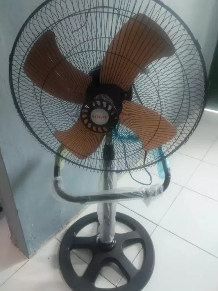 Dijual kipas angin Second SOGO