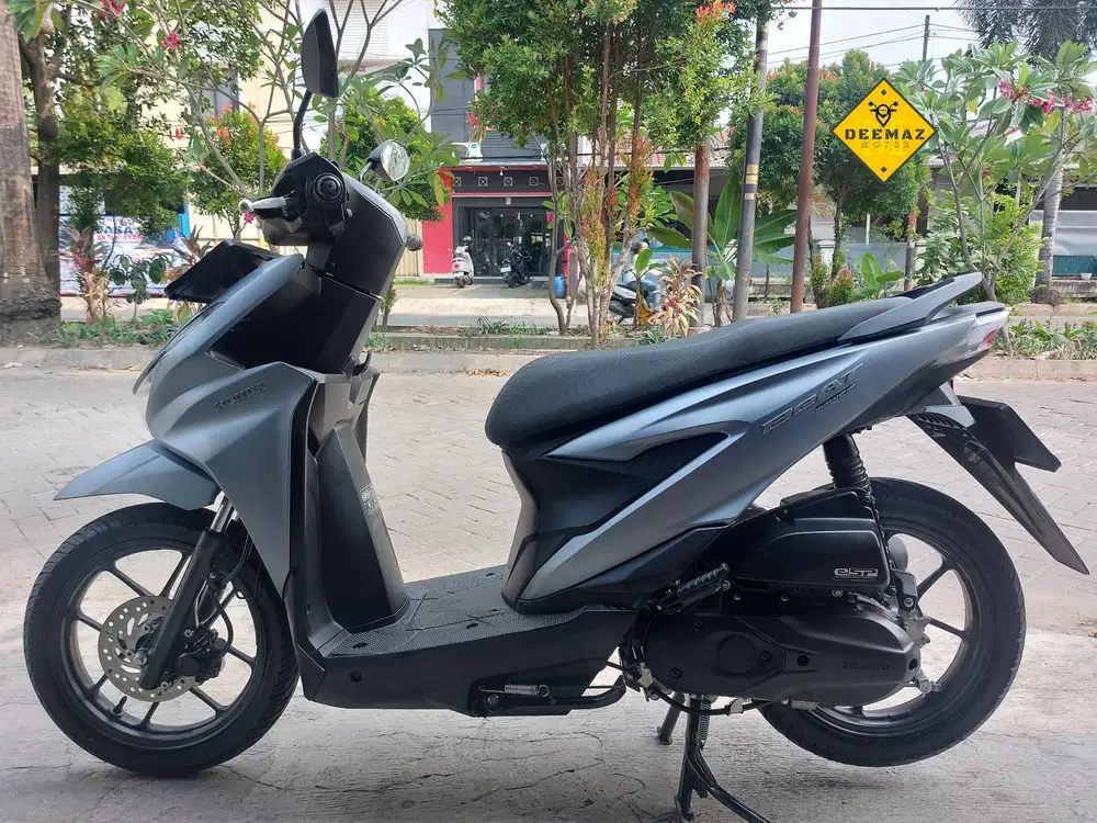 (DP 800)‼️ Plat B TangKot New Beat Deluxe Silver 2025 Cash / Kredit