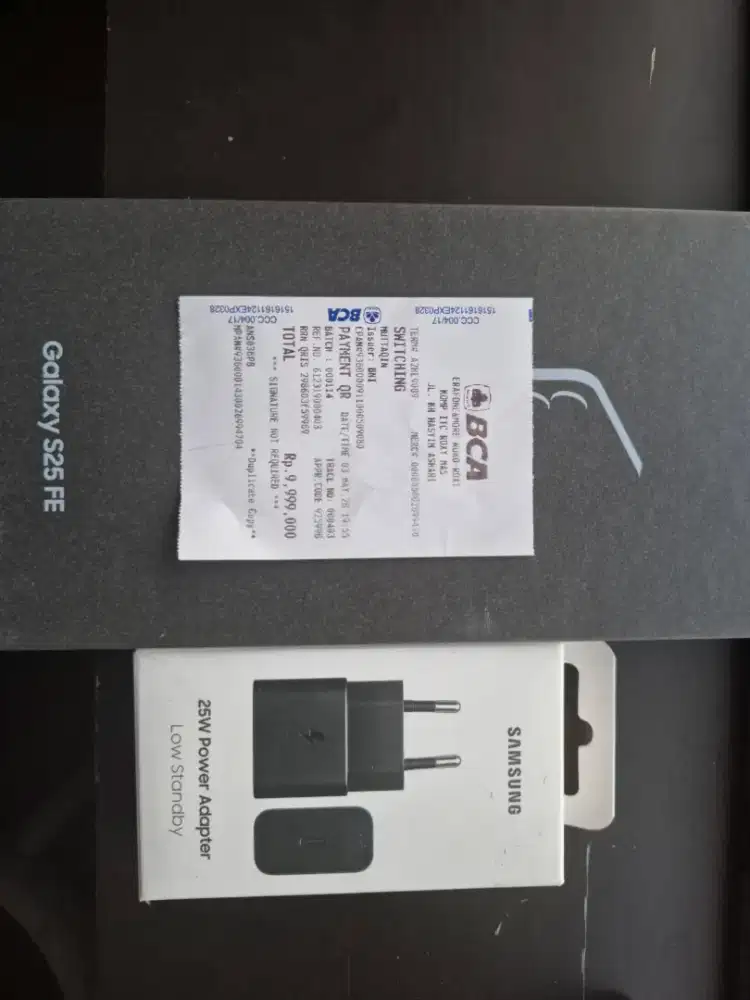 Samsung galaxy s25 fe 8/256 + charger ori