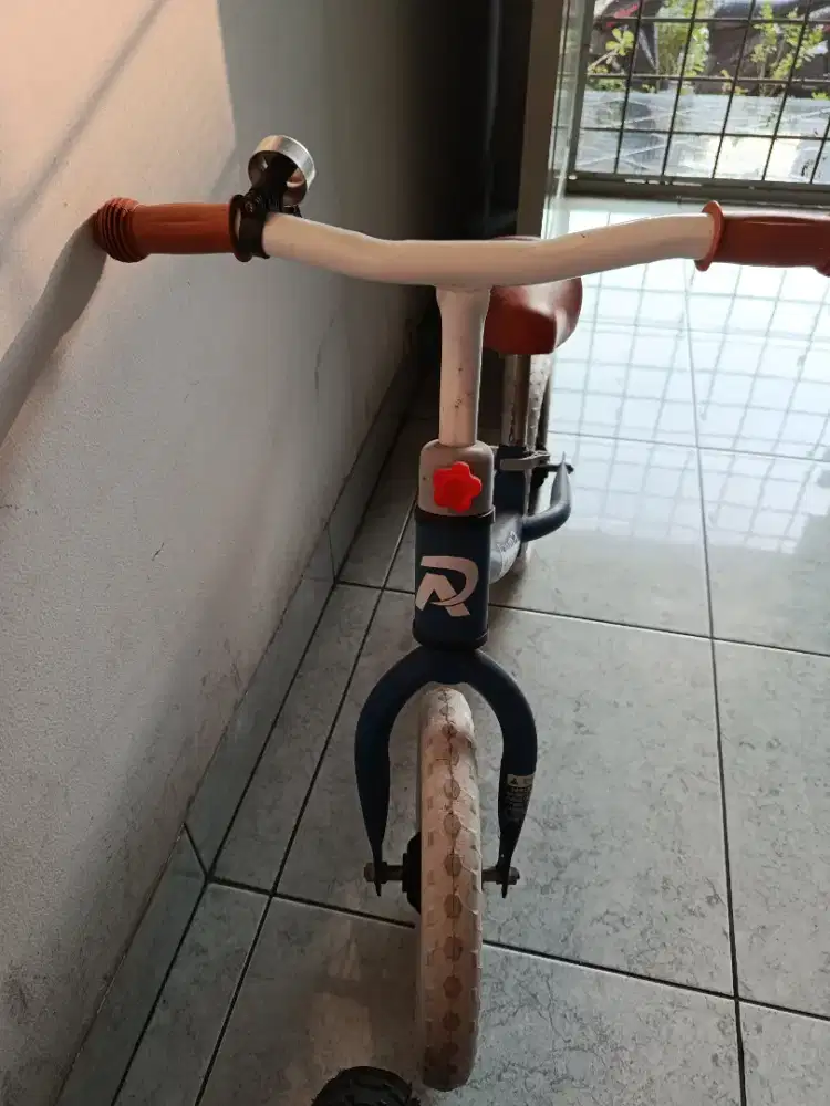 Sepeda keseimbangan