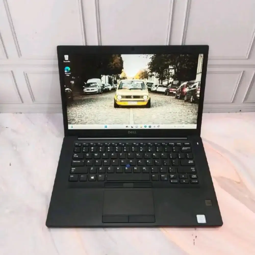 Dell Latitude 7490 – Tipis, Baterai Awet, Produktivitas Makin Maksimal