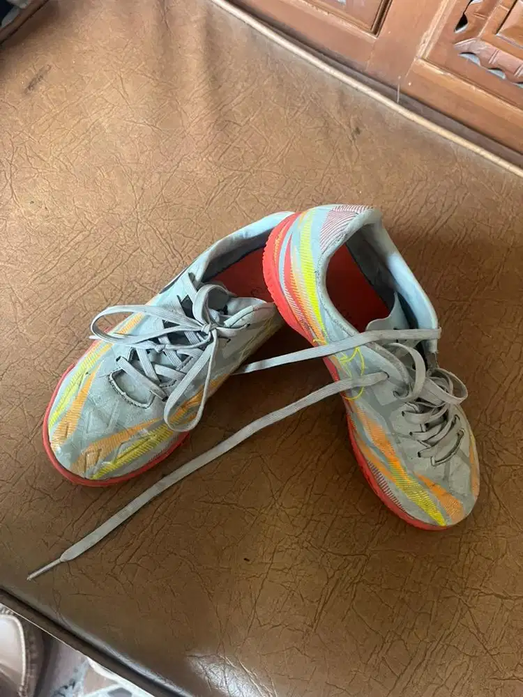 Sepatu Futsal Anak