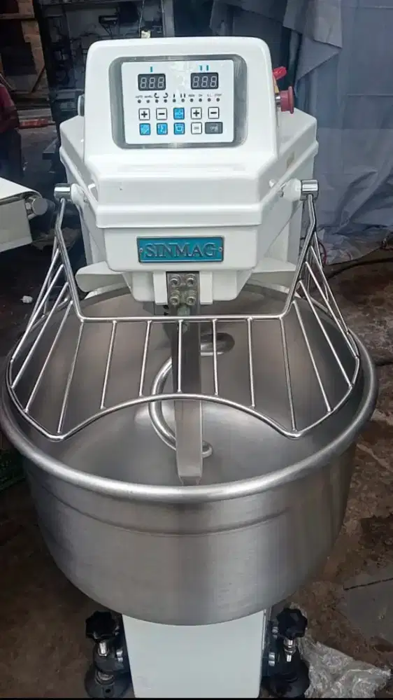 Spiral mixer 25 kg tepung tipe SM-50 merk Sinmag Taiwan