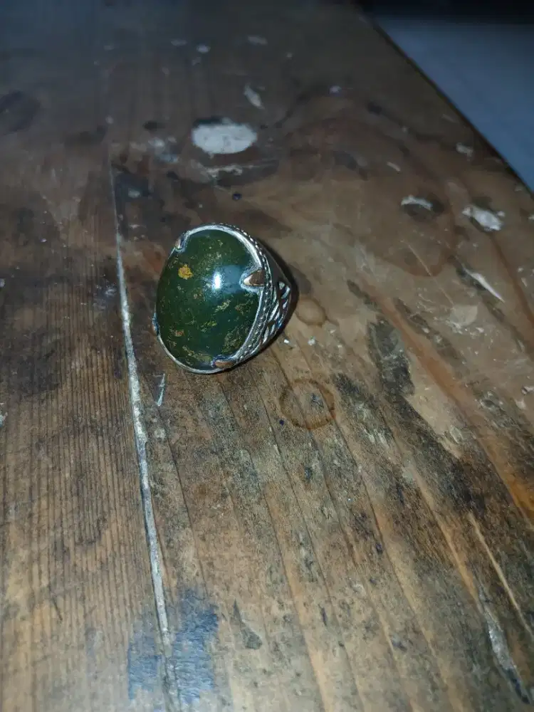 Batu cincin pirus..