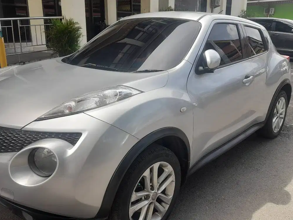 Mobil nissan juke tahun 2011