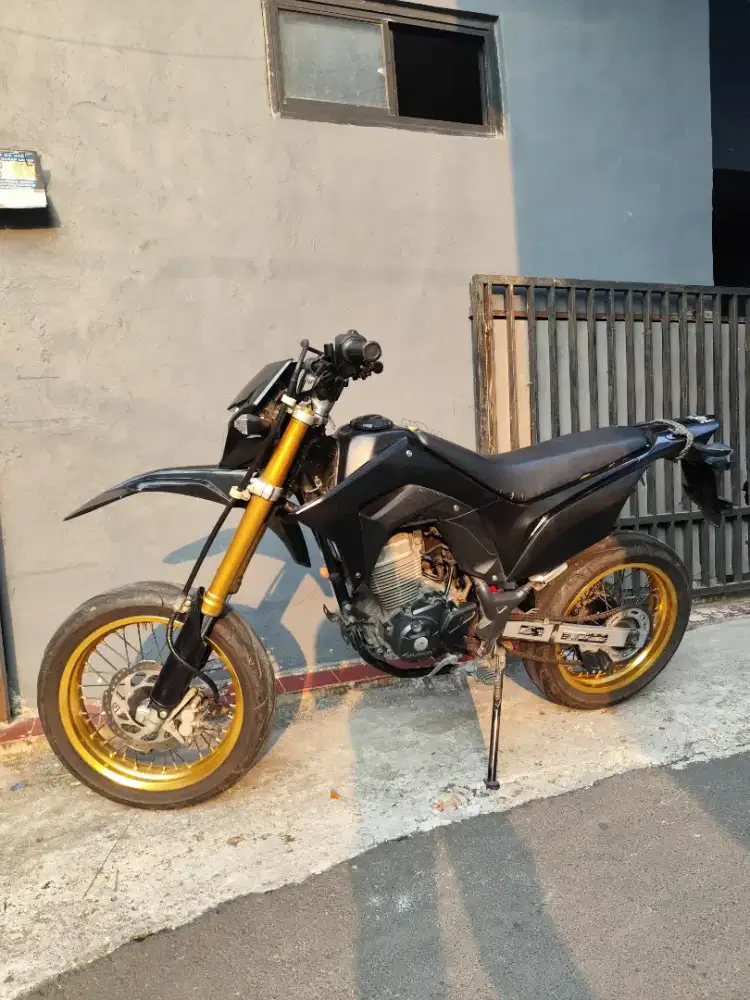 Honda crf 150L tahun 2021