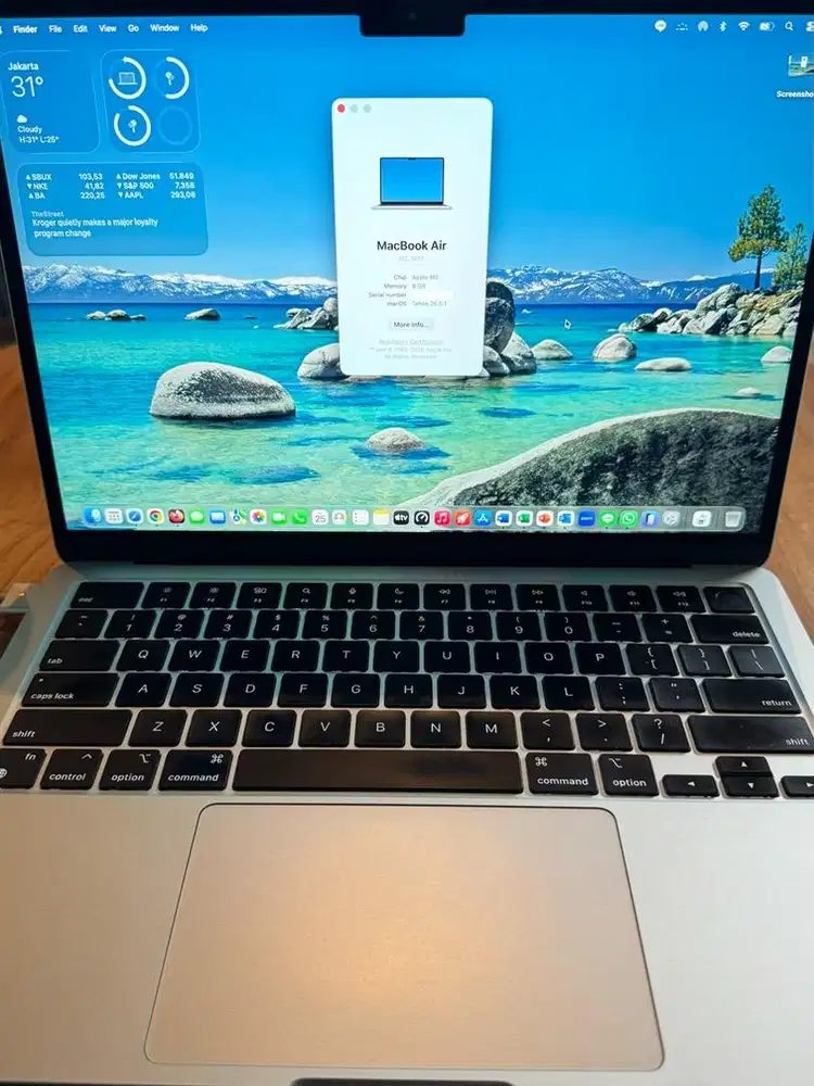 Macbook Air M2 8/256 iBox Fullset Mulus