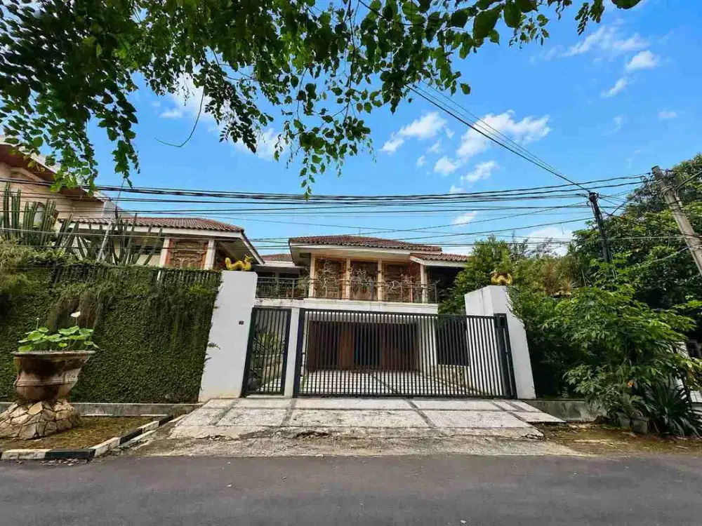 Rumah Mewah Art Etnik lokasi Hoek di Bukit Cinere Indah