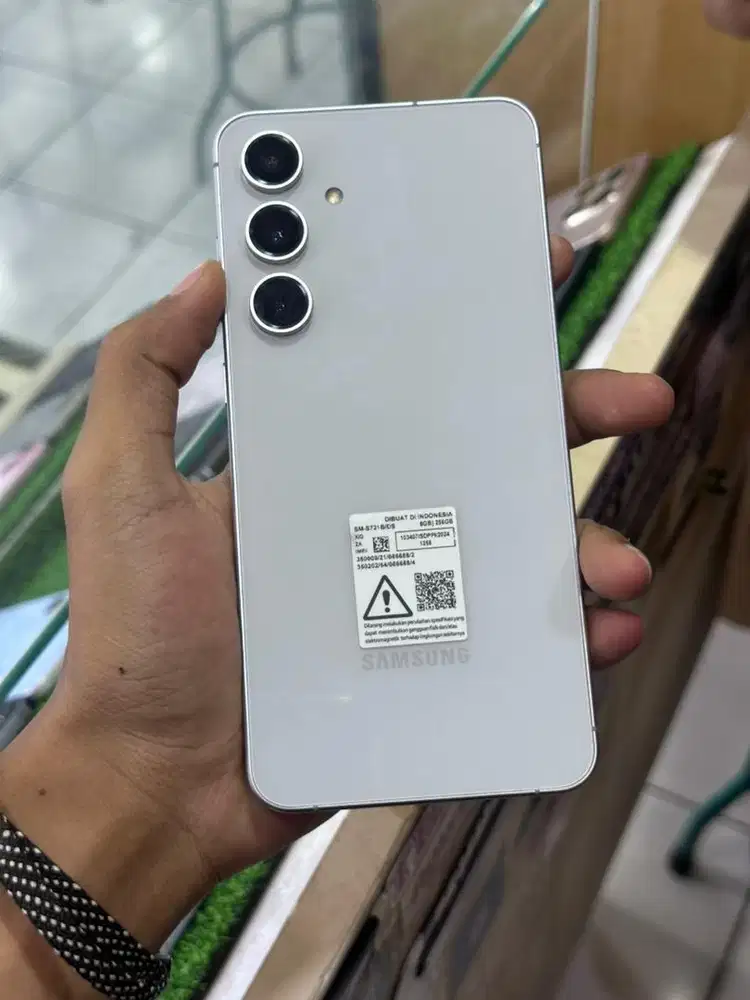 samsung s24fe 256 mulus likenew