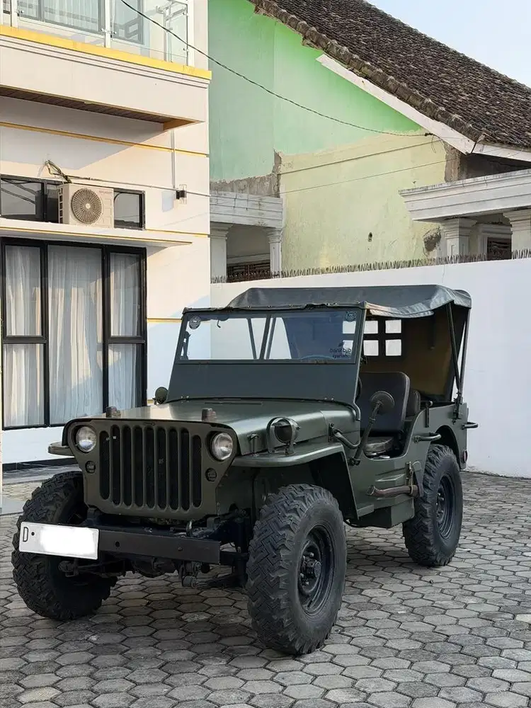 Willys Mambo th 1956 antik koleksi