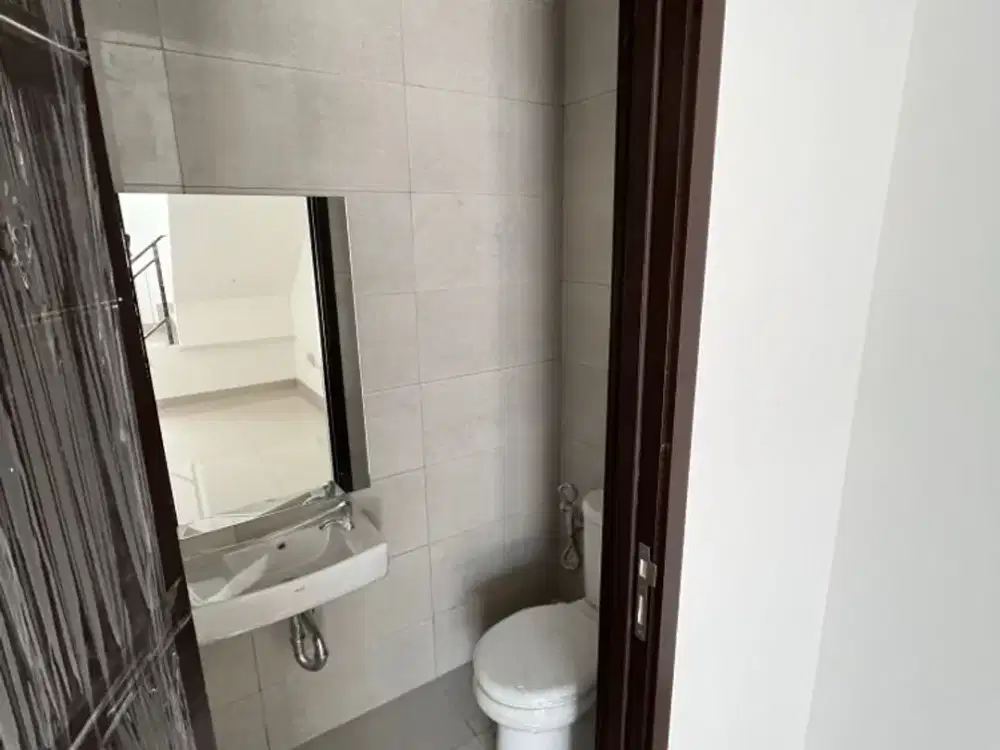 DIJUAL: Rumah Milenial 2 Lantai Modern Minimalis di Cluster California PIK 2 – Ukuran 4.5x10 Siap Huni