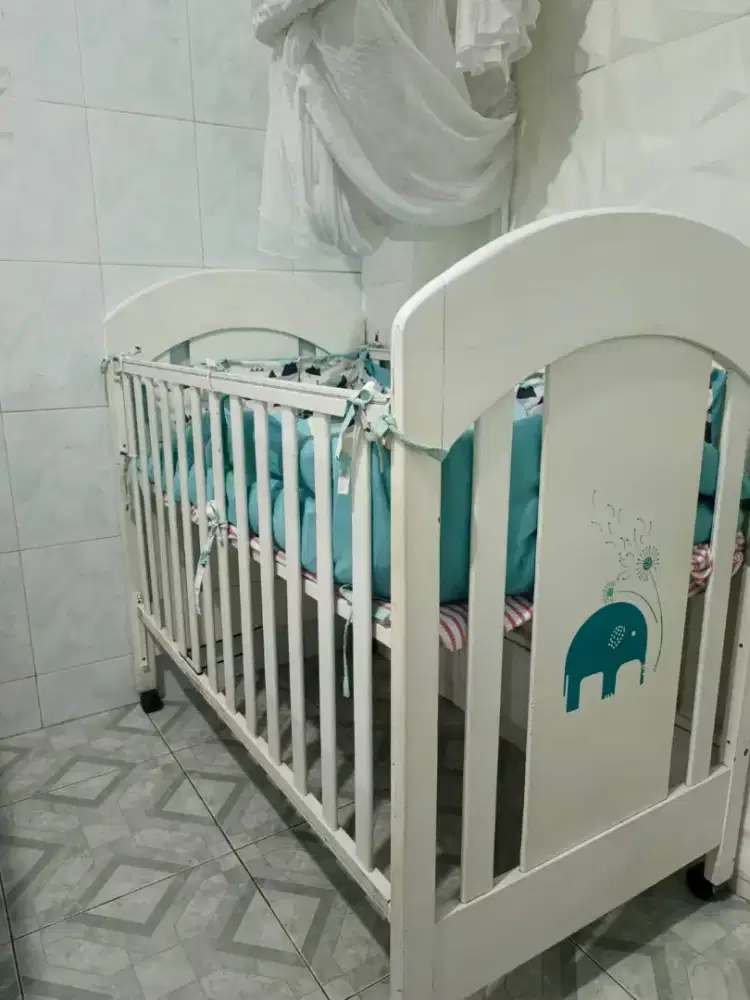 BABY BOX LITTLE EQUI