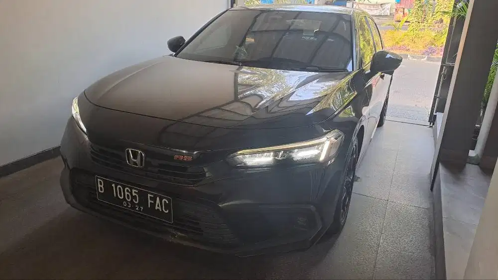 Honda Civic 1.5L RS CVT Tahun 2022 Warna Hitam KM 38.000
