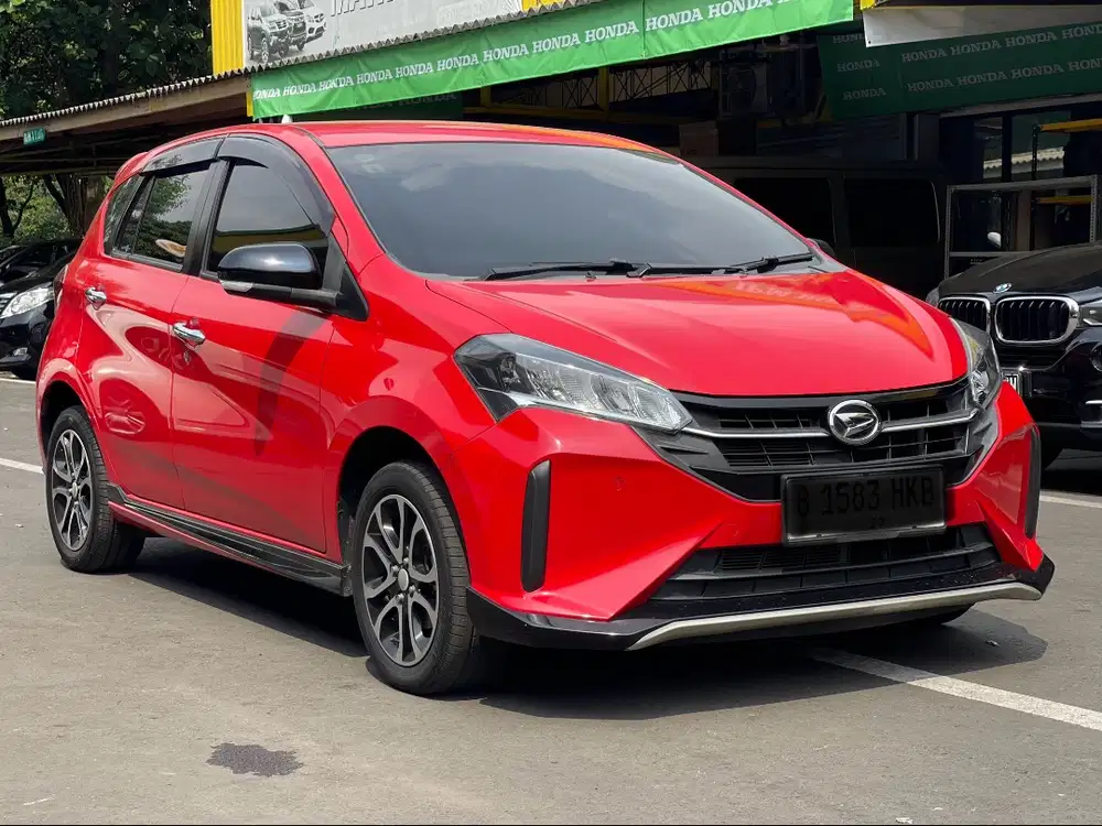 DAIHATSU SIRION 1.3 R CVT AT MERAH 2022