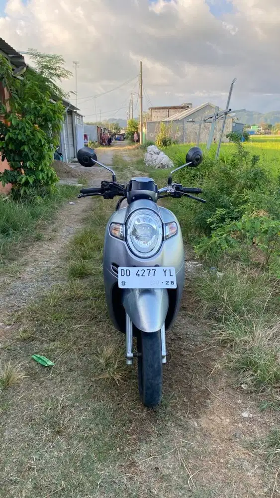 HONDA SCOOPY 2018