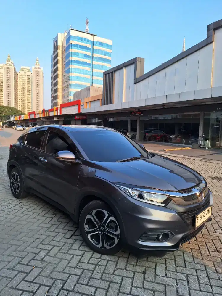 Honda HRV 2018 Abu Abu