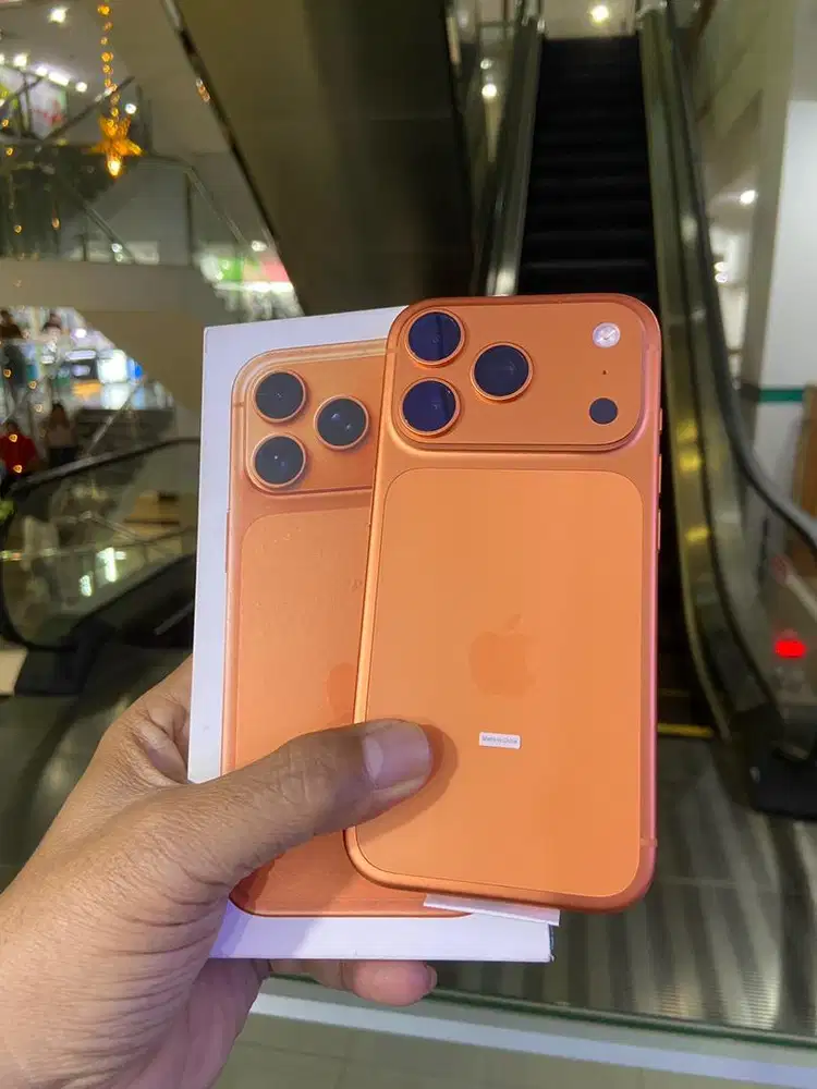 Second IPHONE 17 PRO 512gb COSMIC ORANGE IBOX (BNOB) Welldutt