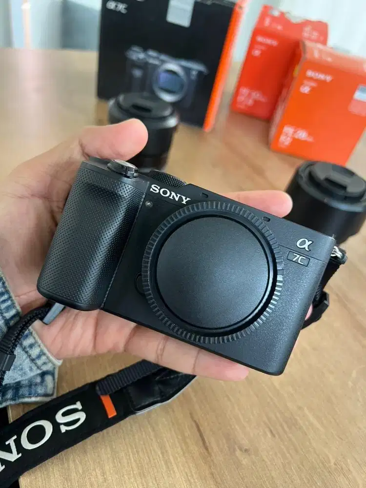 Body Only TERMURAH Sony a7c mulus no minus jarang pake tangan pertama