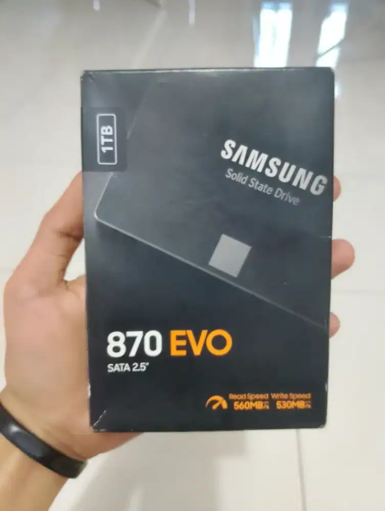 SSD SAMSUNG 870 EVO 1 TB (Baru)