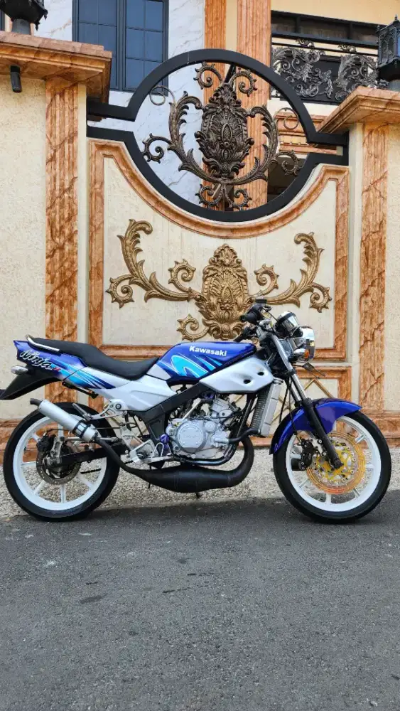 Kawasaki Ninja 2004