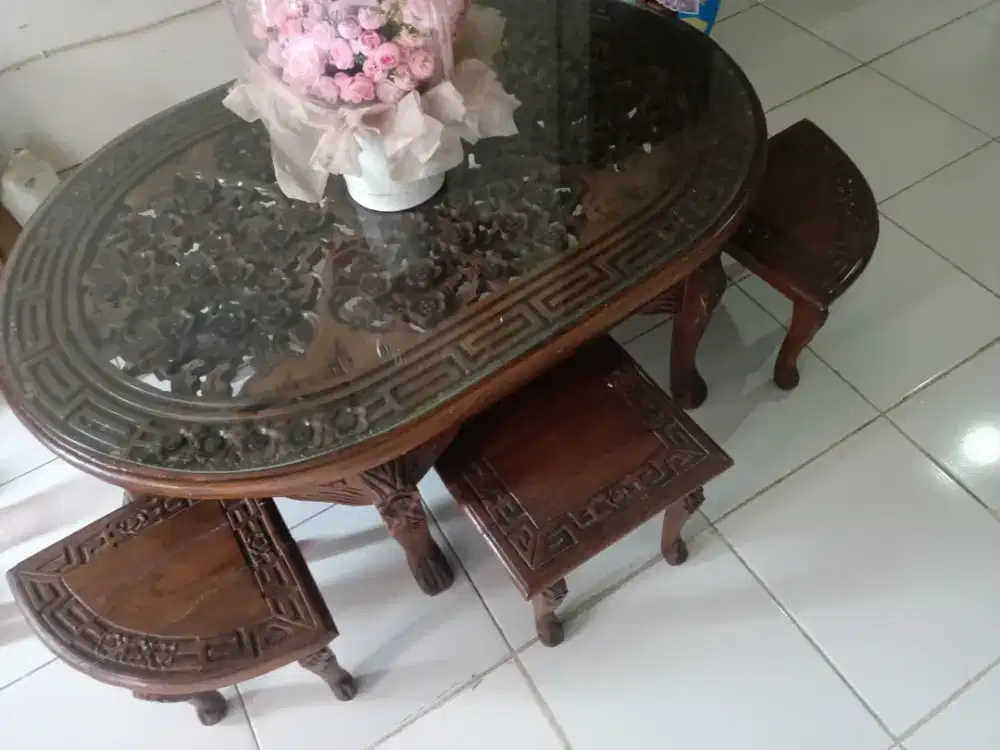 Meja oshin komplit 6 kursi