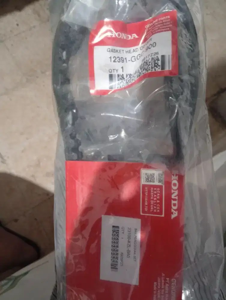 Gasket head cover ban penggerak set Honda beat