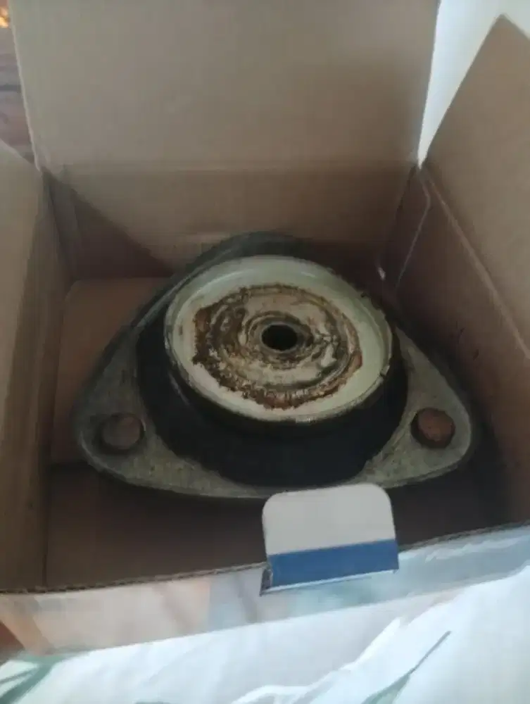 Karet support shock Wuling confero