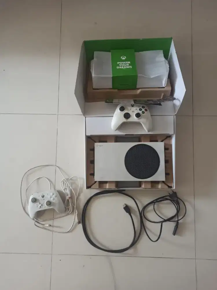 (Preloved) Paket Xbox Gaming