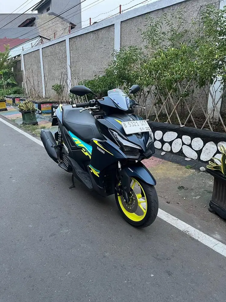 Aerox alpha Cybercity ABS 2025