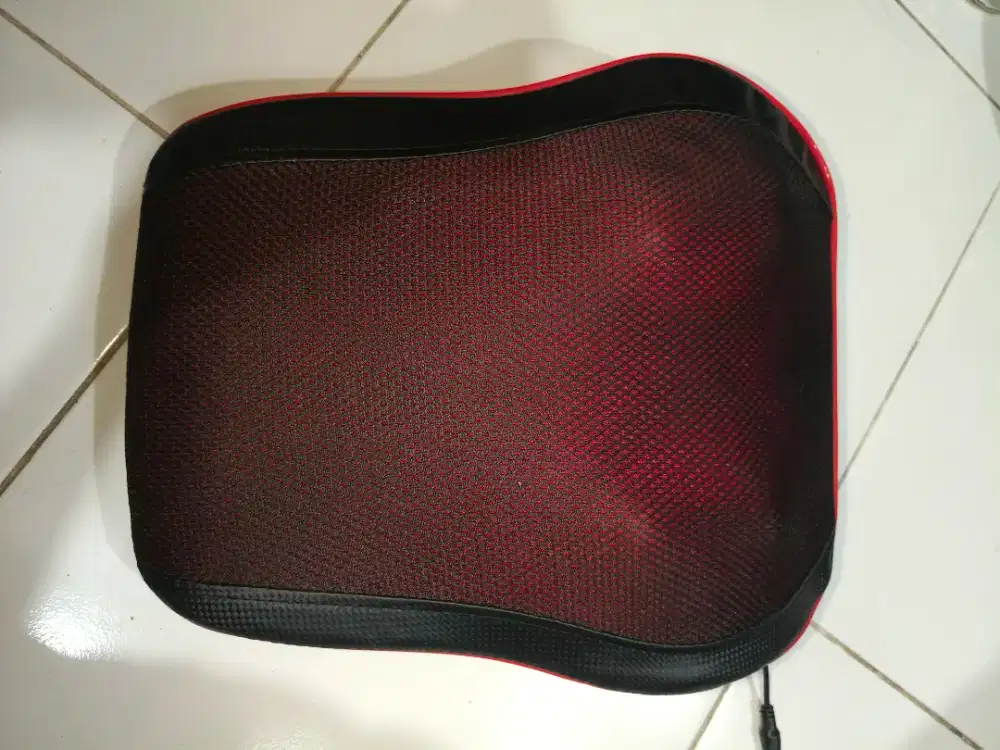 bantal pijat bahu dan tulang belakang leher multifungsi