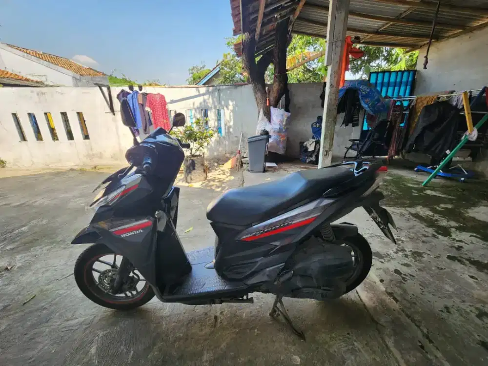 Honda Vario 125 2017 - Kondisi Istimewa Siap Pakai
