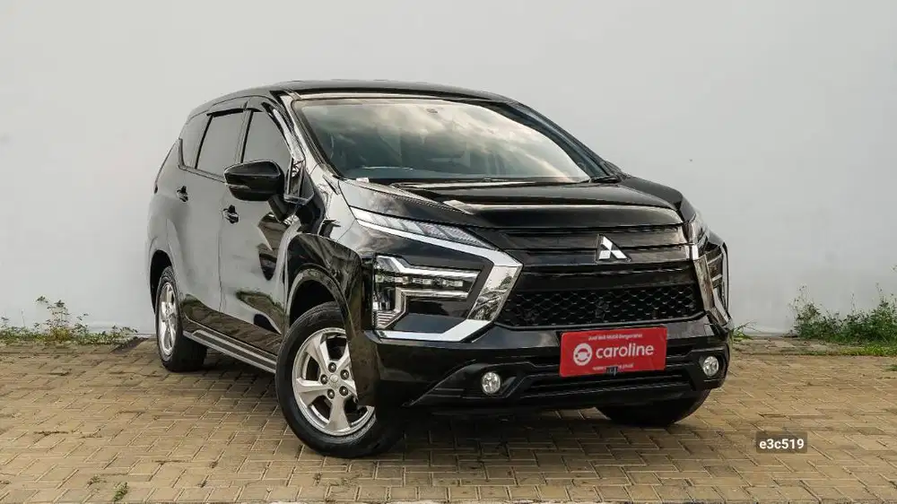 MITSUBISHI XPANDER EXCEED 1.5 2023 - MOBIL BERGARANSI DAN IRIT