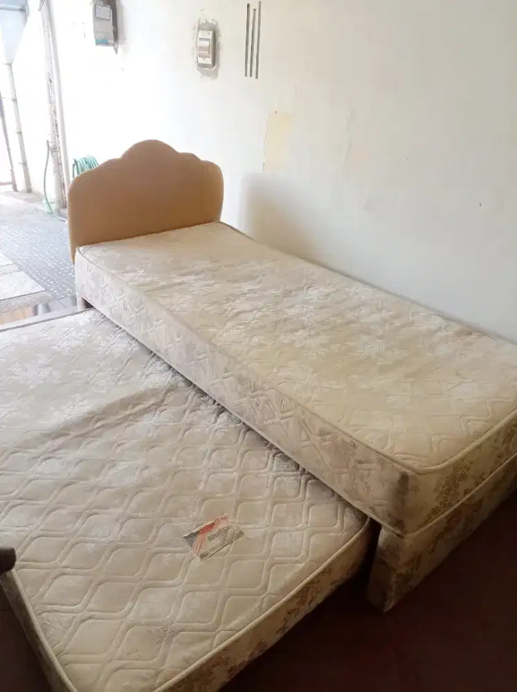 Springbed tingkat ukuran 100