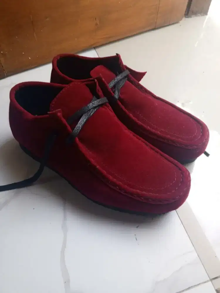 Sepatu Casual Suede Merah Maroon Size 38 Mulus BU
