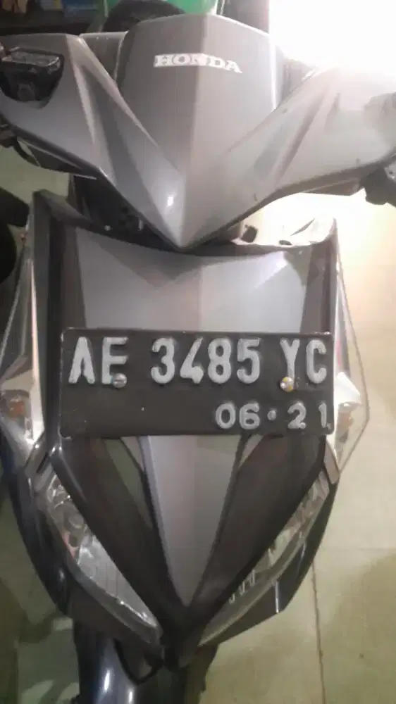 Vario cbs 2011 Plat AE
