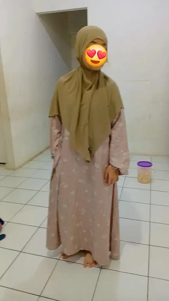 Baju dan kerudung