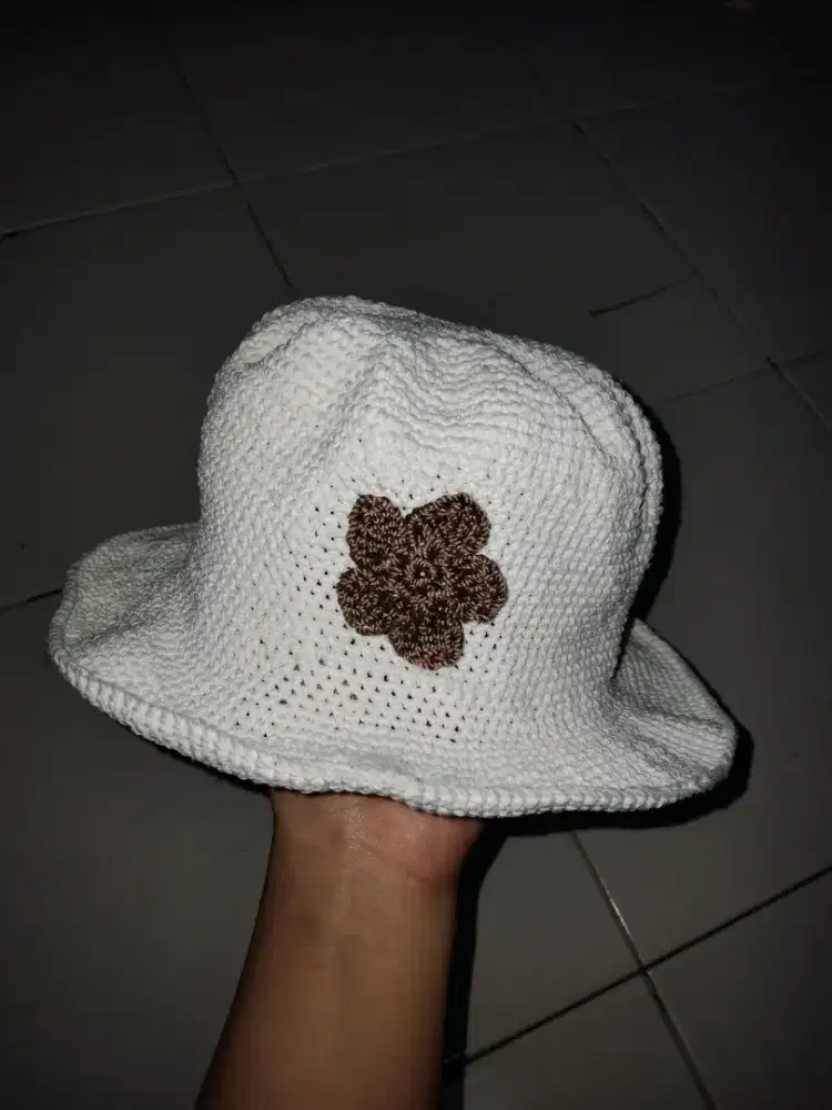 Topi rajut anak