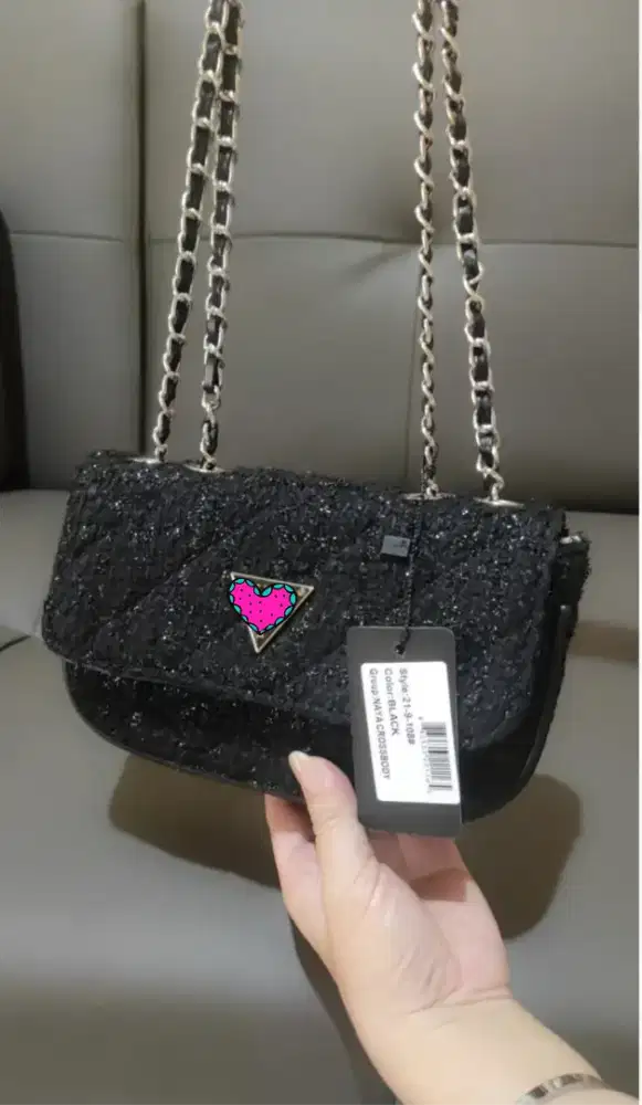 Tas Mini Hitam Cantik