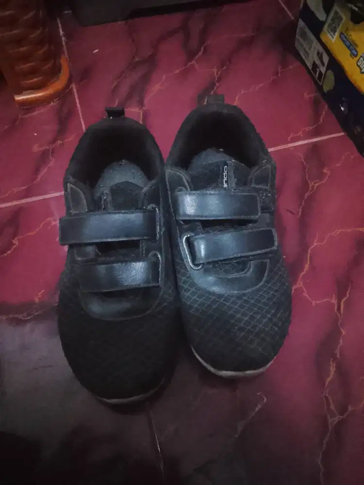 sepatu sekolah ando