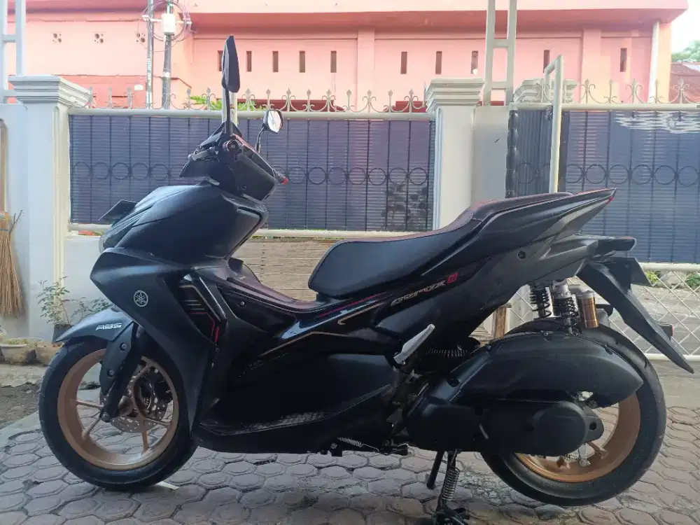 Aerox (ABS) th 2024 orisinil (km 15000)