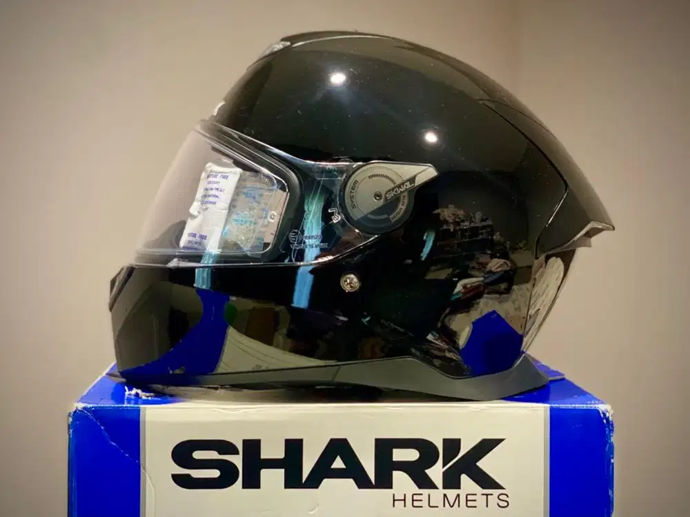 Helm Shark Skwal 2.2 Full Face Black + AGV Fluid Half Face Silver