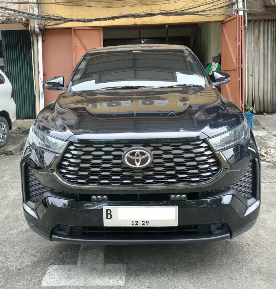 Dijual Innova Zenix G Hybrid 2024 KM 21rb