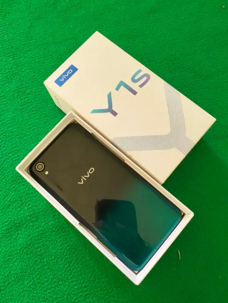 Vivo Y1s ram 2/32 lengkap