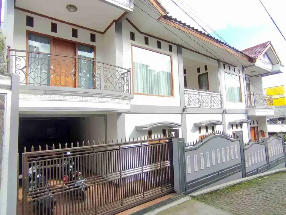 Dijual rumah hook modern full furnished-siap huni di Kav DPRD Ciwaruga