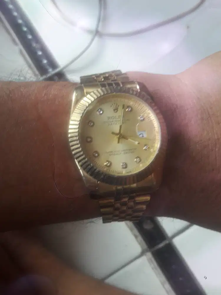 jam rolex normal