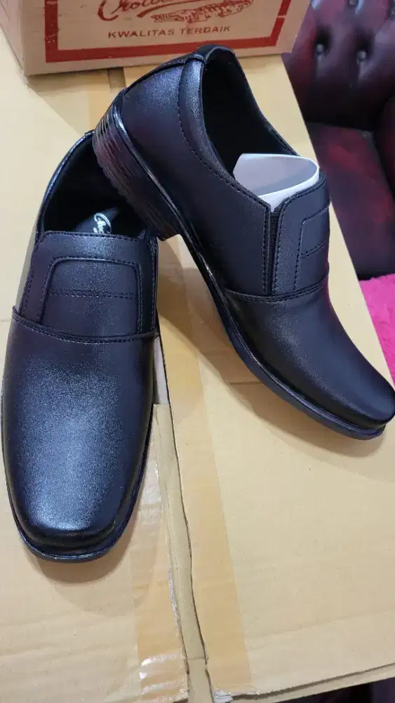 Sepatu panthofel pria buat wisuda,kerja,oapek dll