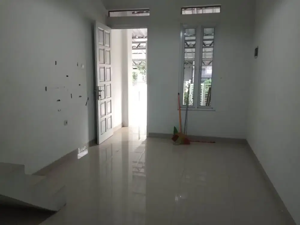 Rumah Mungil 2 LT di Turangga Buahbatu Sayap Soekarno Hatta