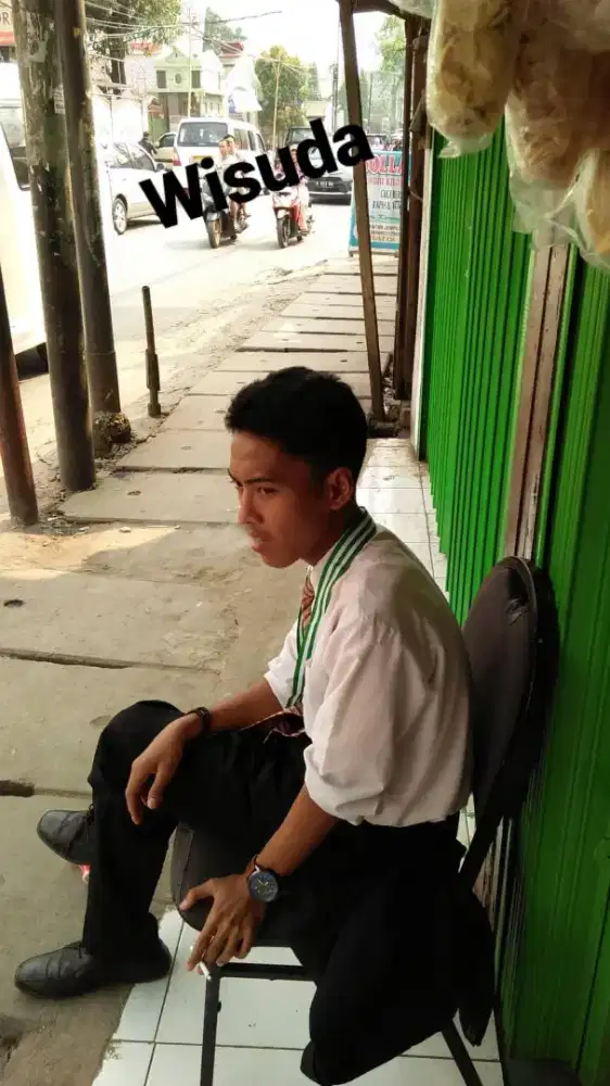 Mencari pekerjaan apa saja- cari kerja